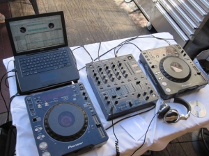 Lei Lounge / 2010 DJ Booth